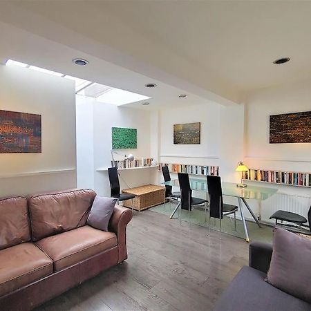 Stylish Apartment Near Carnaby Street, Sleeps 4. ลอนดอน ภายนอก รูปภาพ